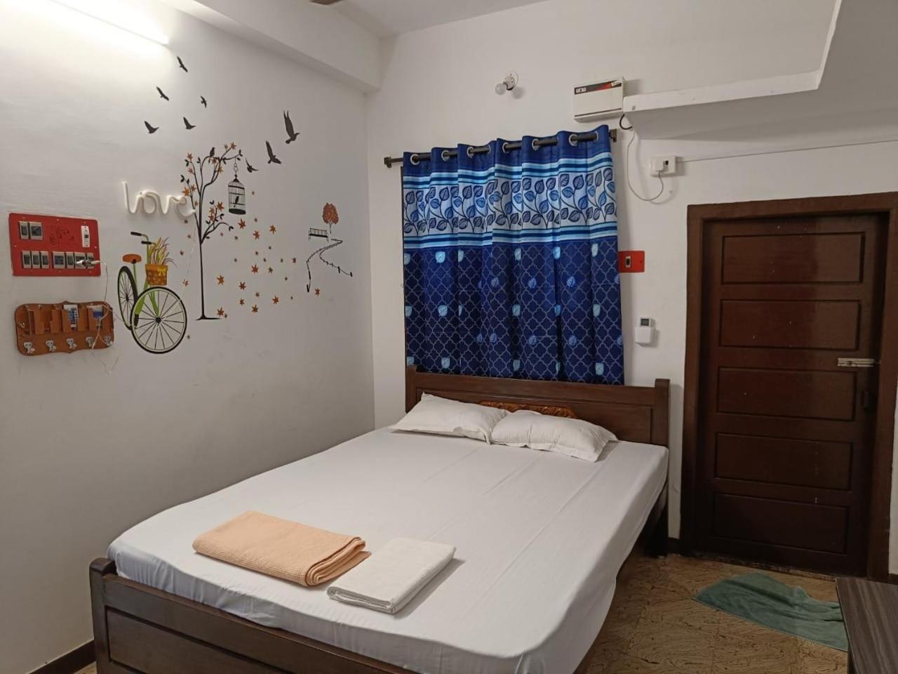 Bluemoon Homestay Puducherry Eksteriør billede